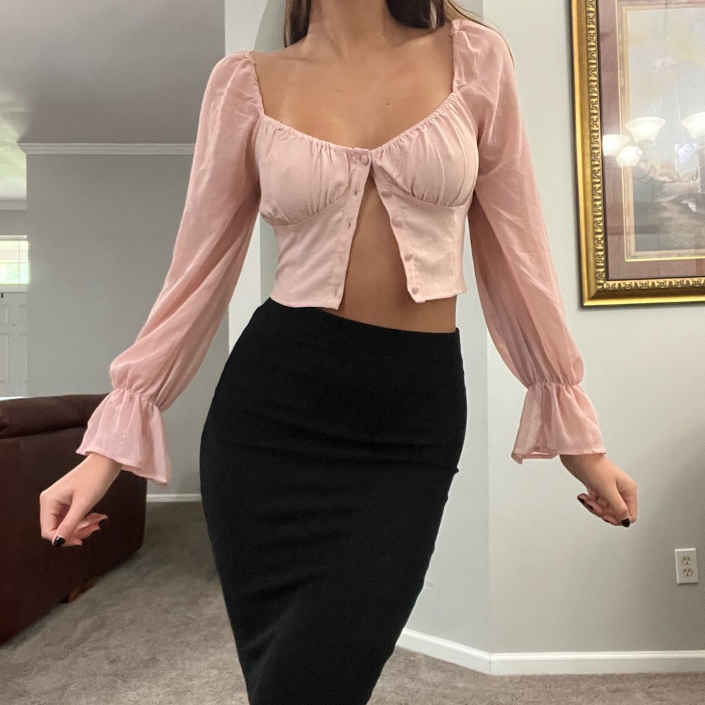 NWOT Nude Pink Button Up Flare Long Sleeve Crop Top